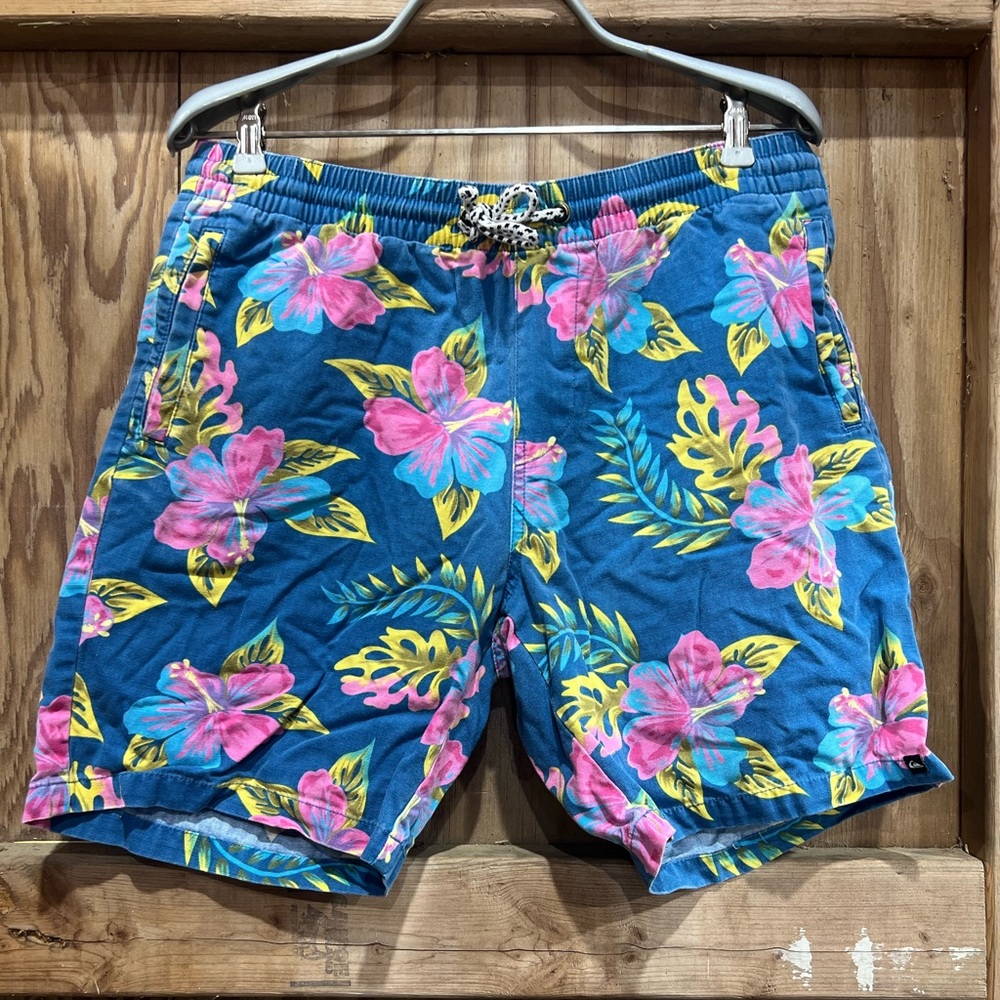 Quicksilver Floral Hawaiian Multicolored Shorts Elastic Waist With Drawcord M